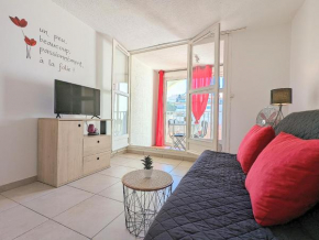 Appartement rénové avec parking privatif ,à 2min de la plage